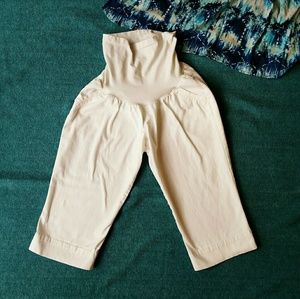 Motherhood Maternity White Crop Pants in XL